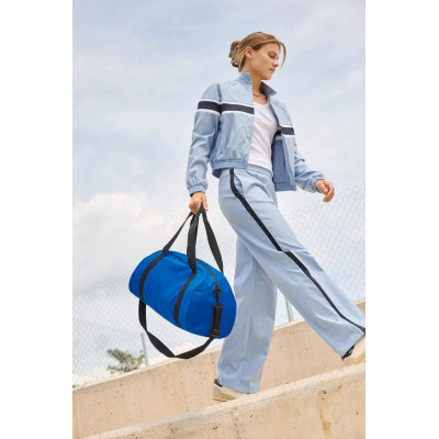 Sport bag with shoulder belt